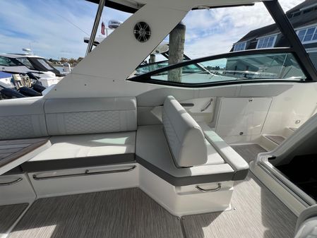 Sea Ray Sundancer 320 OB image