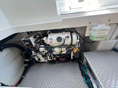 Sea Ray Sundancer 320 OB image