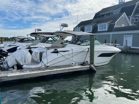 Sea Ray Sundancer 320 OB image