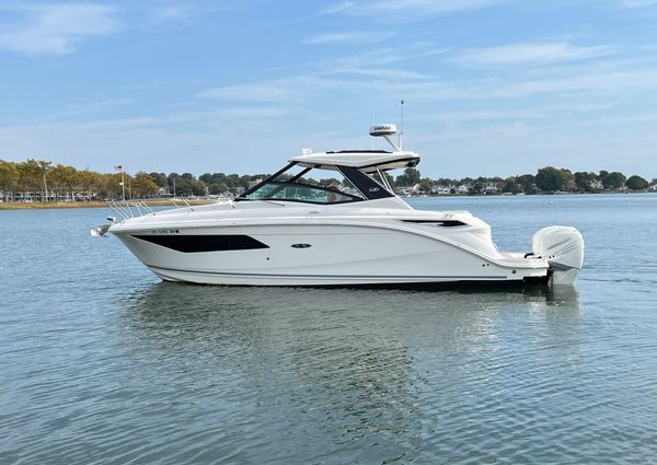 Sea-ray SUNDANCER-320-OB image