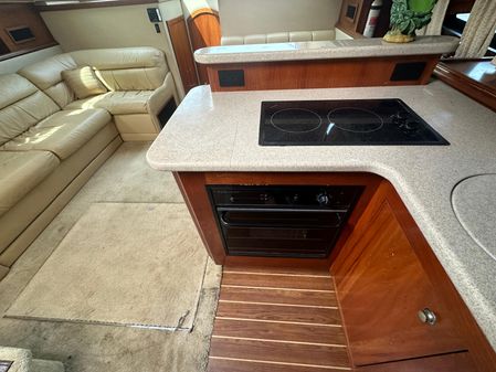 Cruisers Yachts 405 Express Motoryacht image