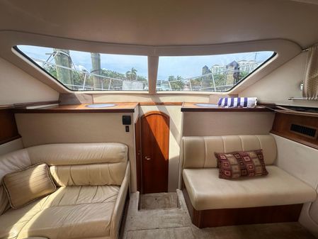 Cruisers Yachts 405 Express Motoryacht image