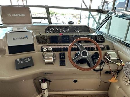 Sea Ray 450 Sundancer image