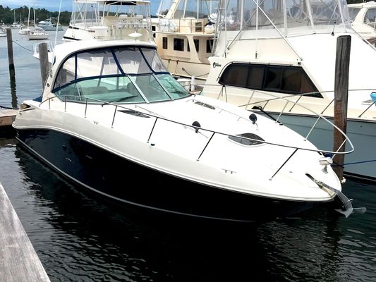 Sea Ray 370 Sundancer - main image