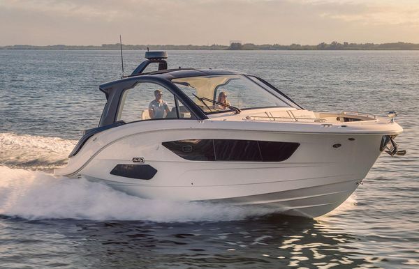 2025 Sea Ray 370 Sundancer