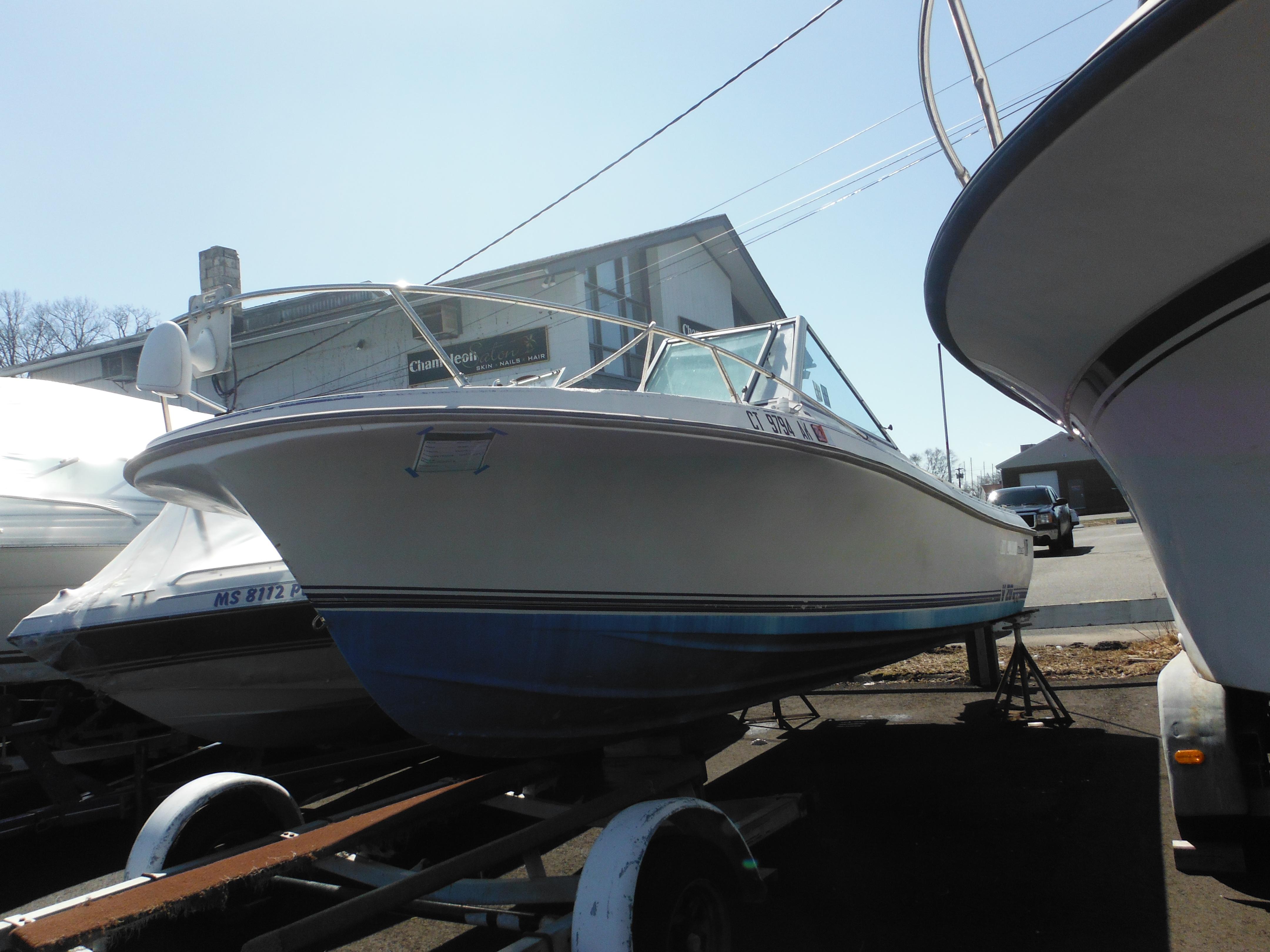 ニューボートカバーWELLCRAFT 2000 XL I / Oすべての年 1989 Wellcraft V20 Steplift Stratford, Connecticut - Hitchcock Marine