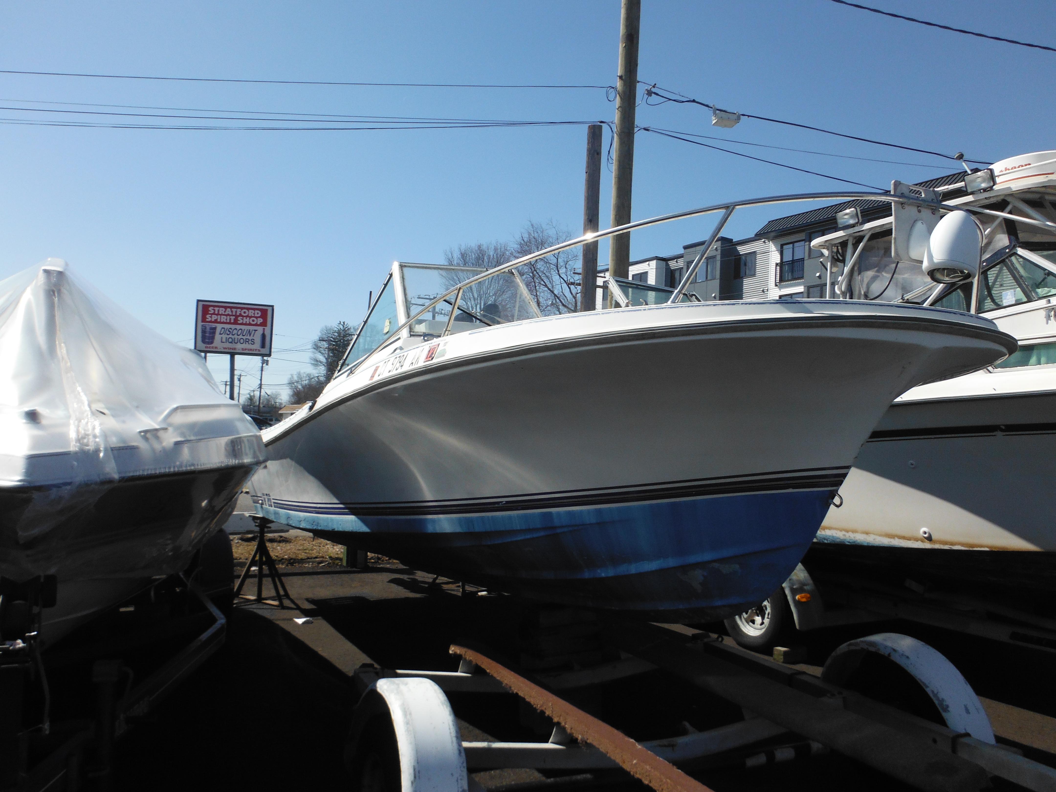 1989 Wellcraft V20 Steplift Stratford, Connecticut - Hitchcock Marine