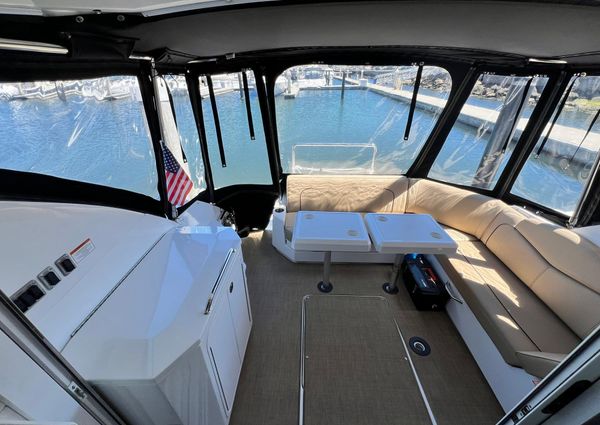 Cruisers-yachts 41-CANTIUS image