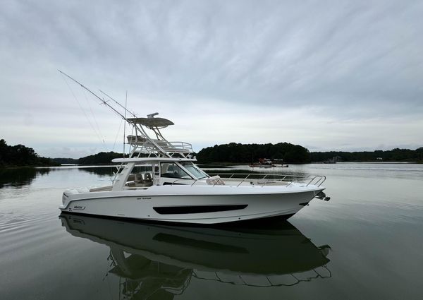 Boston Whaler 420 Outrage image