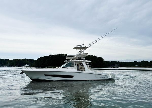 Boston Whaler 420 Outrage image