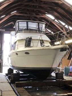 Carver 356 Aft Cabin Motor Yacht image