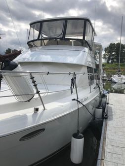 Carver 356 Aft Cabin Motor Yacht image