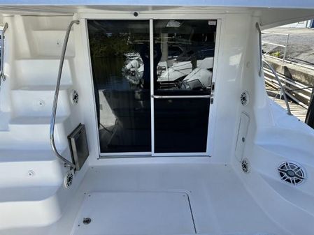 Sea Ray 44 Sedan Bridge image