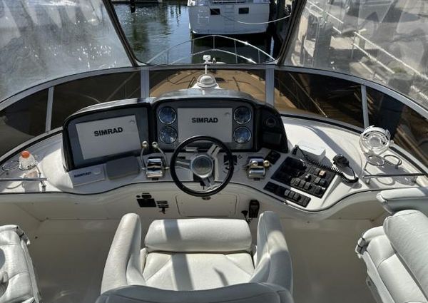 Sea Ray 44 Sedan Bridge image