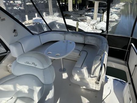 Sea Ray 44 Sedan Bridge image