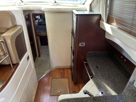 Sea Ray 44 Sedan Bridge image