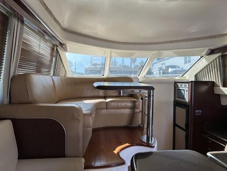 Sea Ray 44 Sedan Bridge image