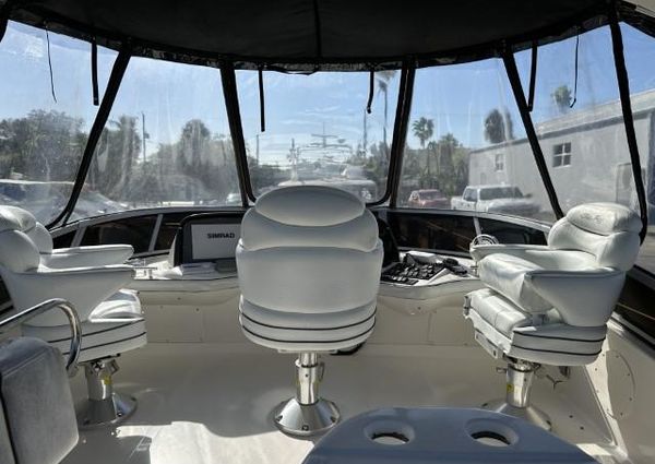 Sea Ray 44 Sedan Bridge image