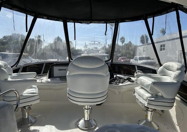 Sea Ray 44 Sedan Bridge image