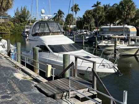 Sea Ray 44 Sedan Bridge image