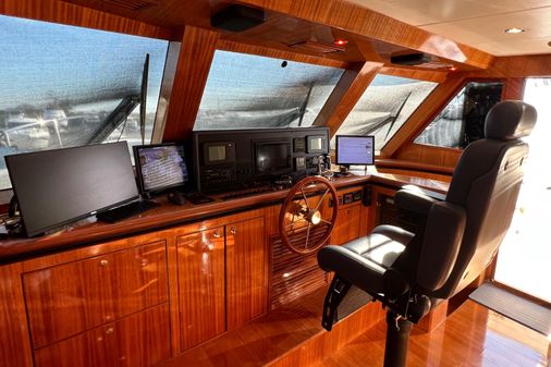 Alaskan 56 Pilothouse image