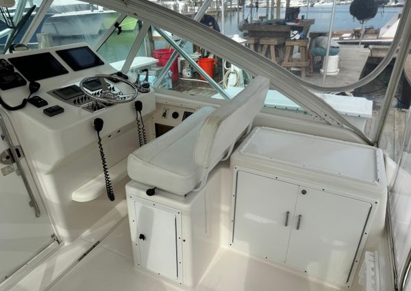 Cabo 35 Express image