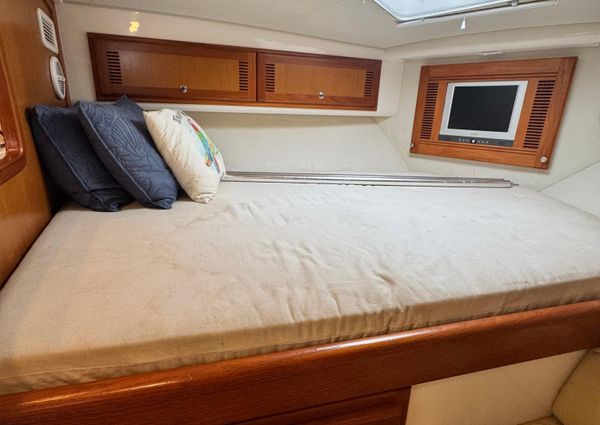 Cabo 35 Express image