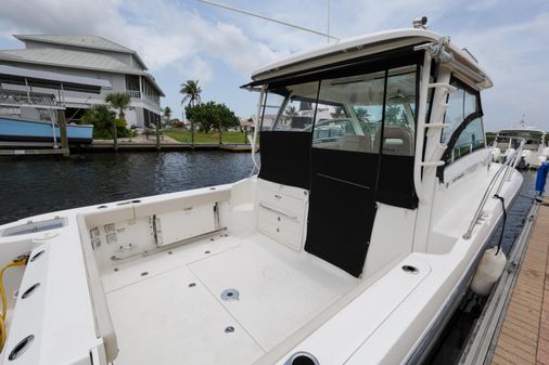 Boston Whaler 315 Conquest image