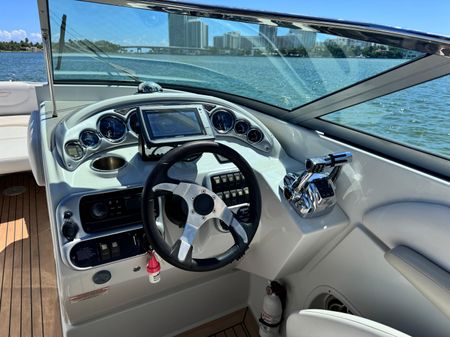 Crownline 300 LS image