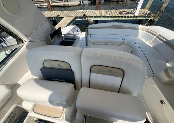 Sea Ray 370 Sundancer image