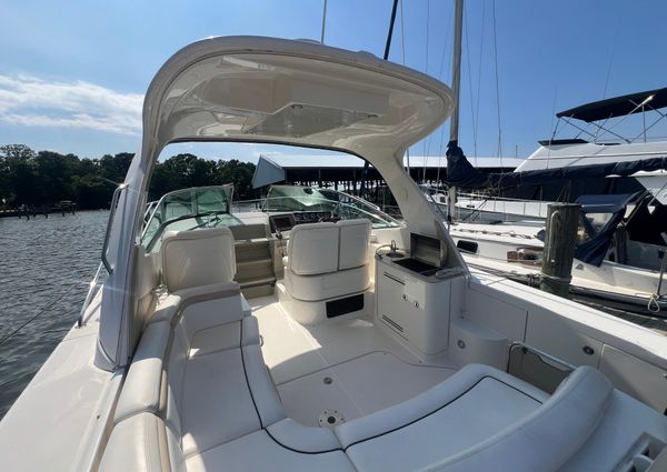 Sea Ray 370 Sundancer image