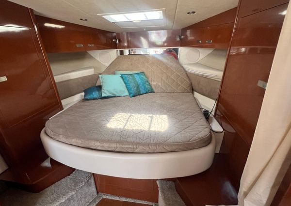 Sea Ray 370 Sundancer image