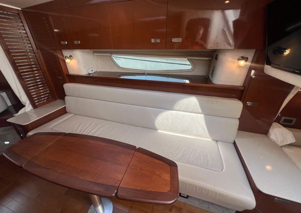 Sea Ray 370 Sundancer image