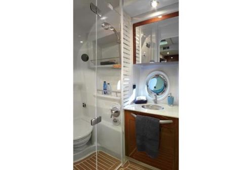 Sea Ray 370 Sundancer image