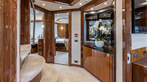 Sunseeker 121 image