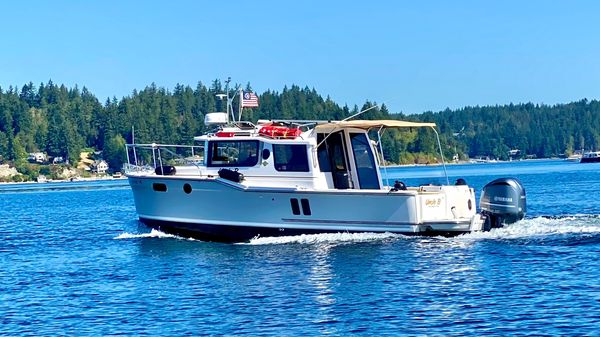 Ranger Tugs R-27 