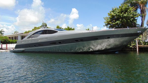 Pershing 88