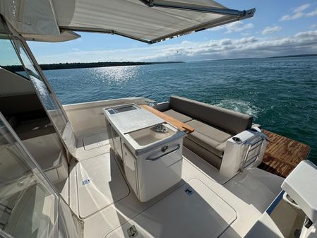 Tiara Yachts Q 44 image