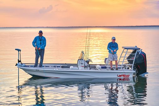 Mako 18-PRO-SKIFF-SILVER-STAR-EDITION image