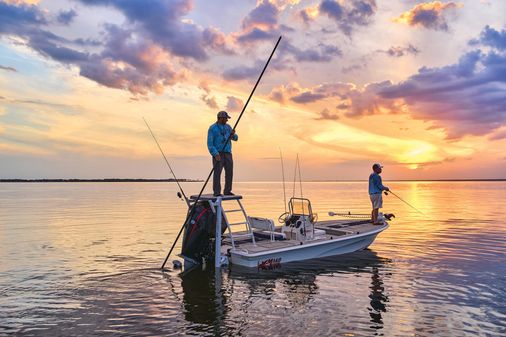 Mako 18-PRO-SKIFF-SILVER-STAR-EDITION image