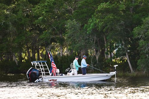 Mako 18-PRO-SKIFF-SILVER-STAR-EDITION image