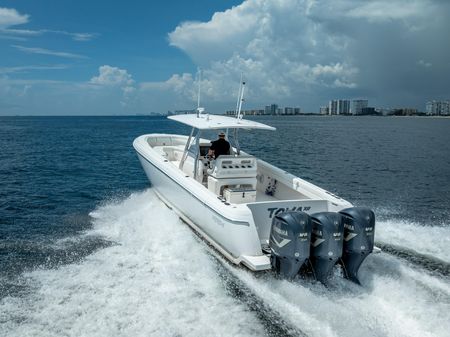 Intrepid 400 Center Console image