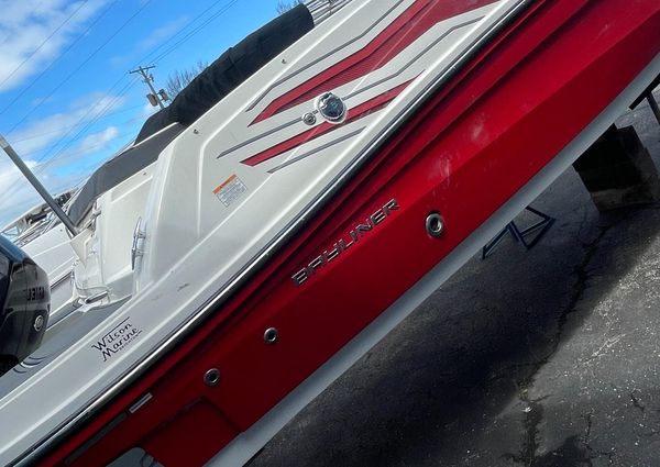 Bayliner VR5 image