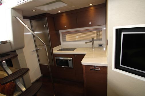 Sea Ray 410 Sundancer image