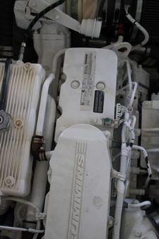 Sea Ray 410 Sundancer image