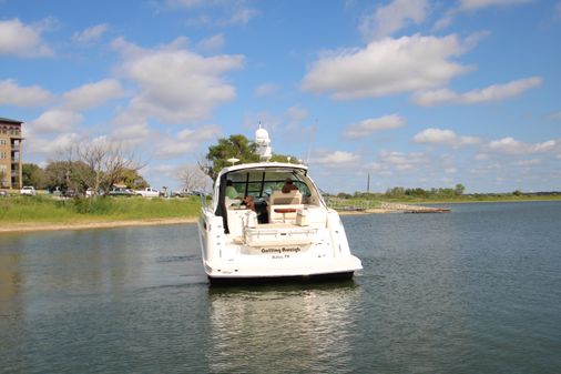 Sea Ray 410 Sundancer image