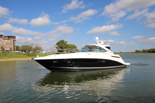 Sea Ray 410 Sundancer image