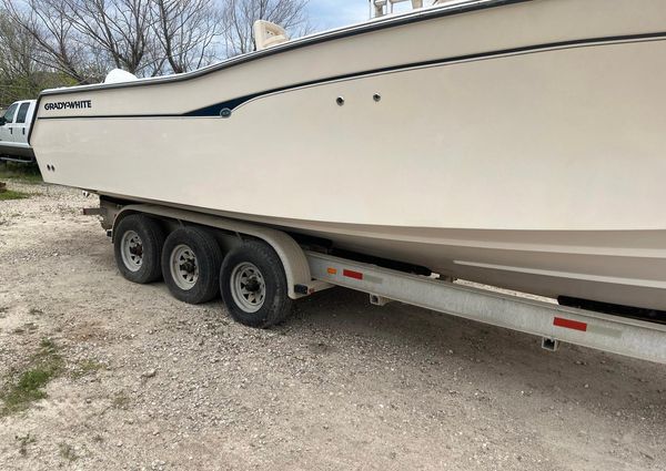 Grady-White Bimini 306 image