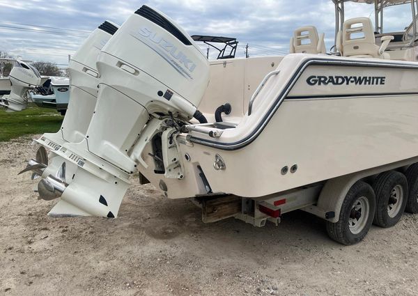 Grady-White Bimini 306 image