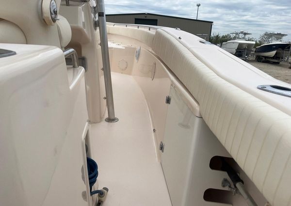 Grady-White Bimini 306 image